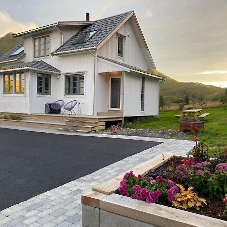 Dyr Tillatt I Vakkert Hus Med Naturomgivelser I Lofoten Villa Sennesvik Exterior photo